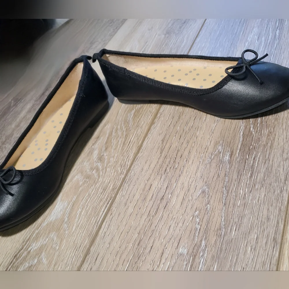 Cat & Jack girl's black ballet dress shoe, flats Size 1